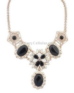 Black Sweet Flowers Candy Color Fresh Style Pendant Necklace